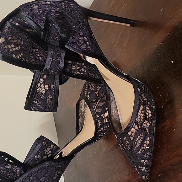 International Concept Black Lace stilettos - Picture 3 of 8